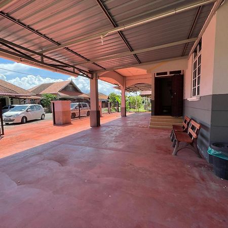 Homestay Izhan Bandar Kuala Terengganu Luaran gambar
